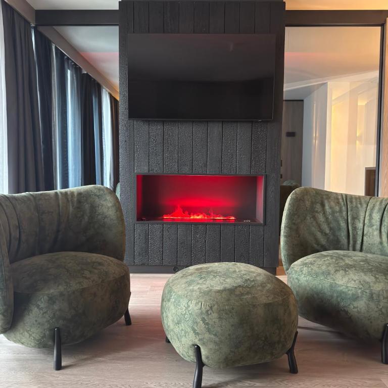 Hotel Rosengarten - Suite con Vista Montagna - 1