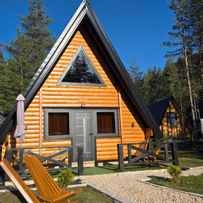 Pine forest-Black - Room #1184319401 - 38