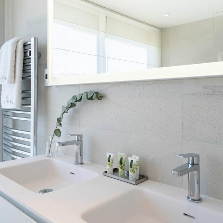 Magnifique penthouse 4 pièces neuf au Mouré Rouge - Appartement - 48