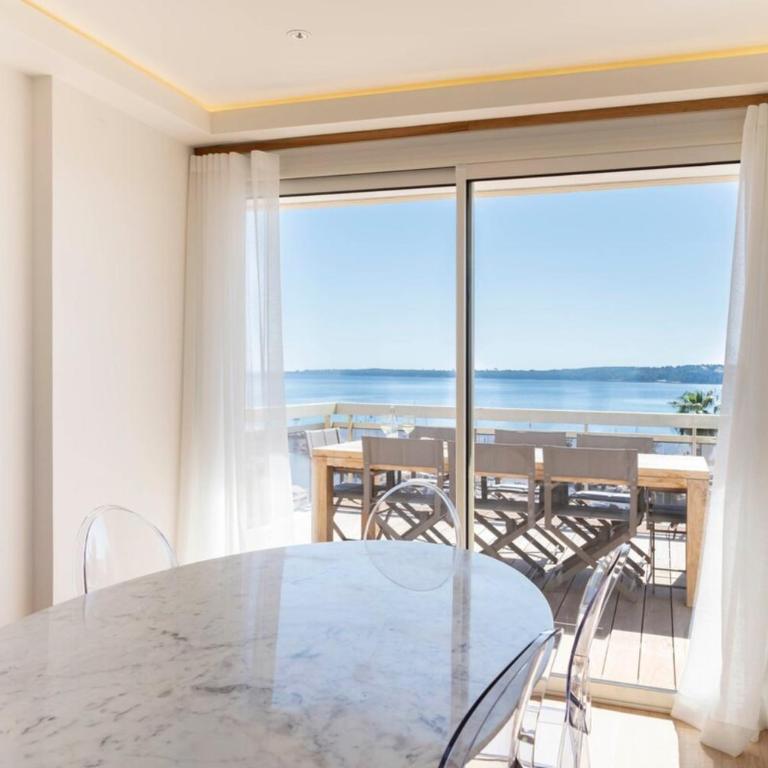 Magnifique penthouse 4 pièces neuf au Mouré Rouge - Appartement - 57