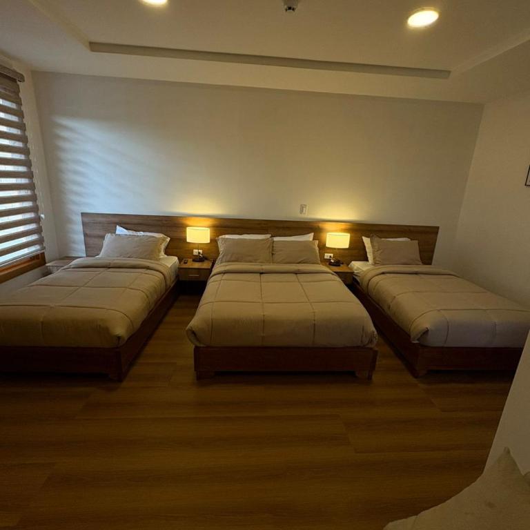 Hotel San Benito Cuenca - Habitación Familiar con vistas a la montaña - 4