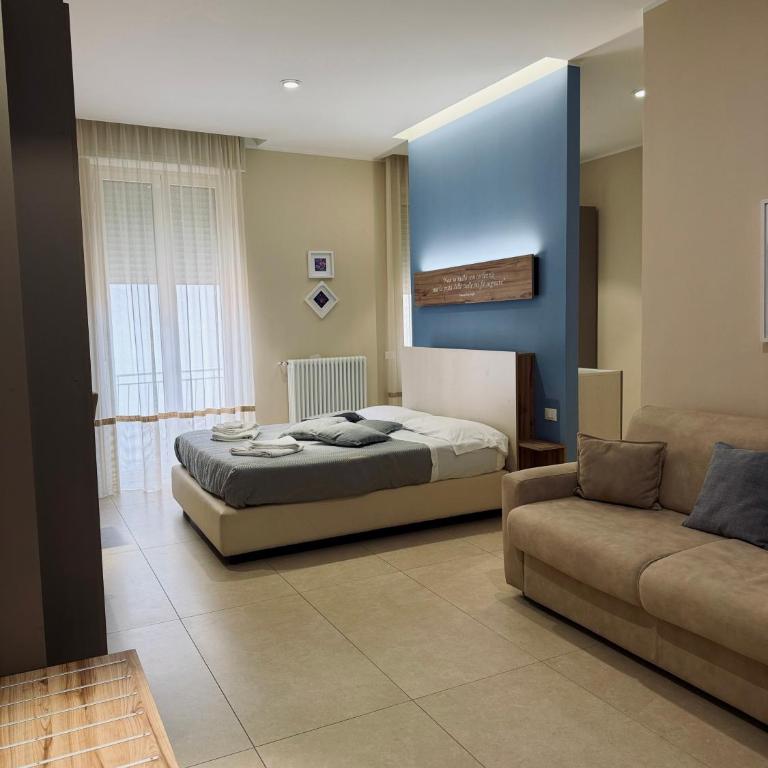 L'Astro Blu di Pepe Carola - Camera Familiare con Bagno Privato - 5