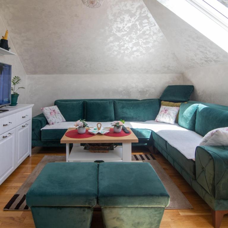 Apartman Sofija - Two-Bedroom Apartment - 11
