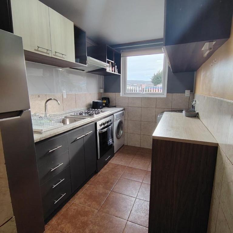 Punta Arenas Home - Three-Bedroom House - 10