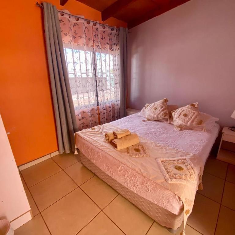 Hostal Nueva Luna - Double Room with Private Bathroom - 4