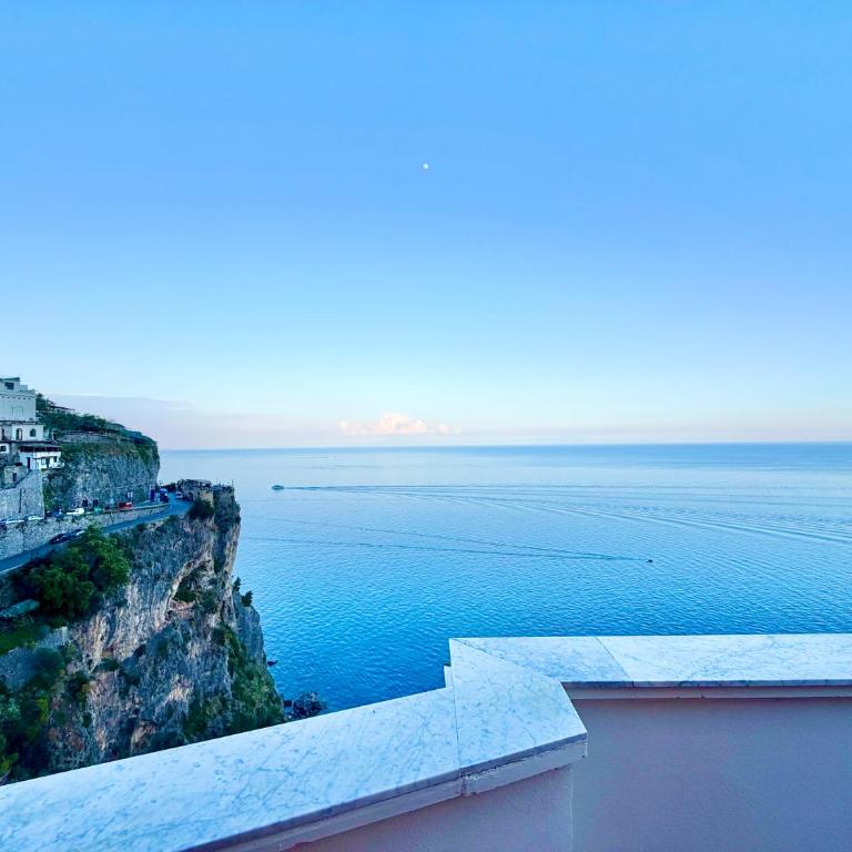 Beautiful in Amalfi - One-Bedroom Apartment - 38