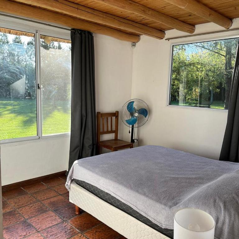Casa quinta con enorme parque, parrilla, hogar, piscina a 1 hora de CABA - Casa de 2 dormitorios - 13