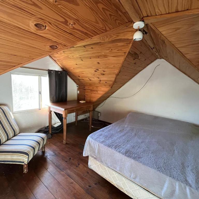 Casa quinta con enorme parque, parrilla, hogar, piscina a 1 hora de CABA - Casa de 2 dormitorios - 26