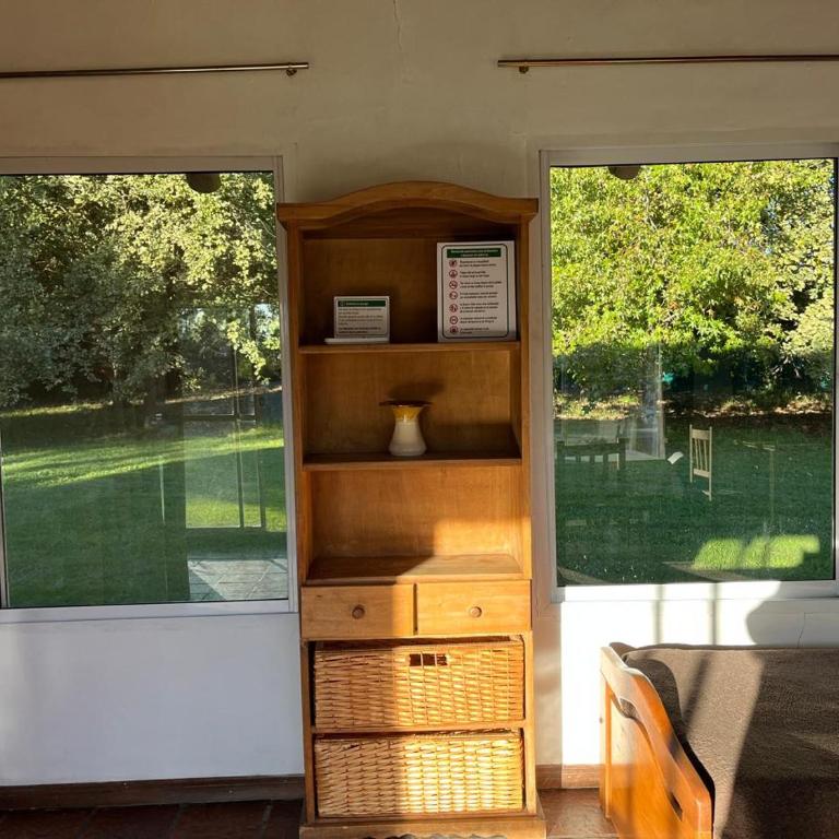 Casa quinta con enorme parque, parrilla, hogar, piscina a 1 hora de CABA - Casa de 2 dormitorios - 31