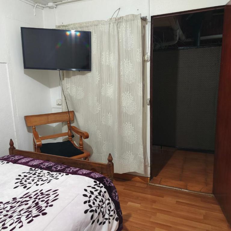 Hostal Gomero - Triple Room with Bathroom - 4