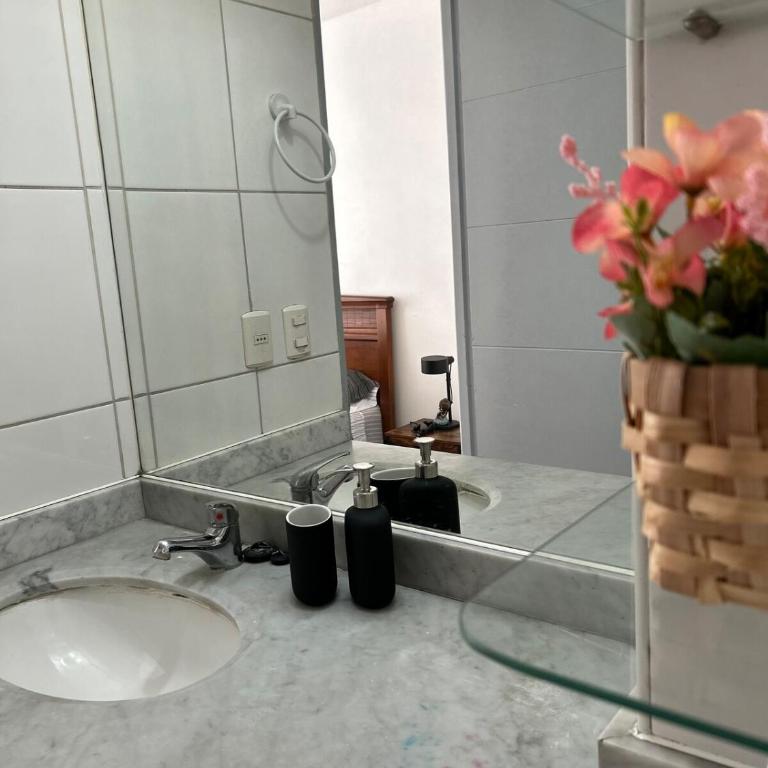 Moderno depto a pasos del Movistar arena - Apartamento - 93