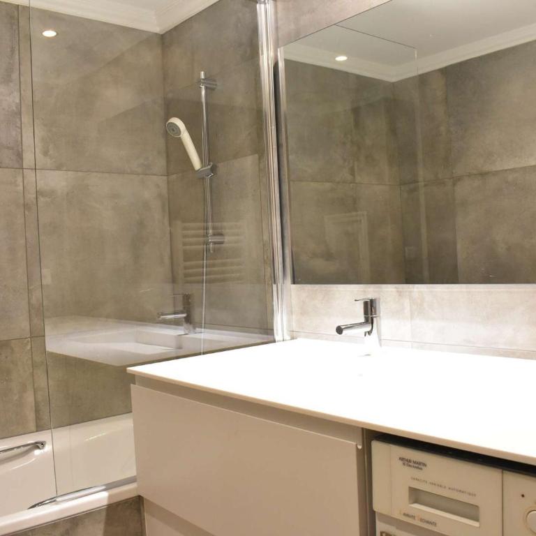 Appartement ski aux pieds - 6 pers. - FR-1-180-675 - Apartment - 6