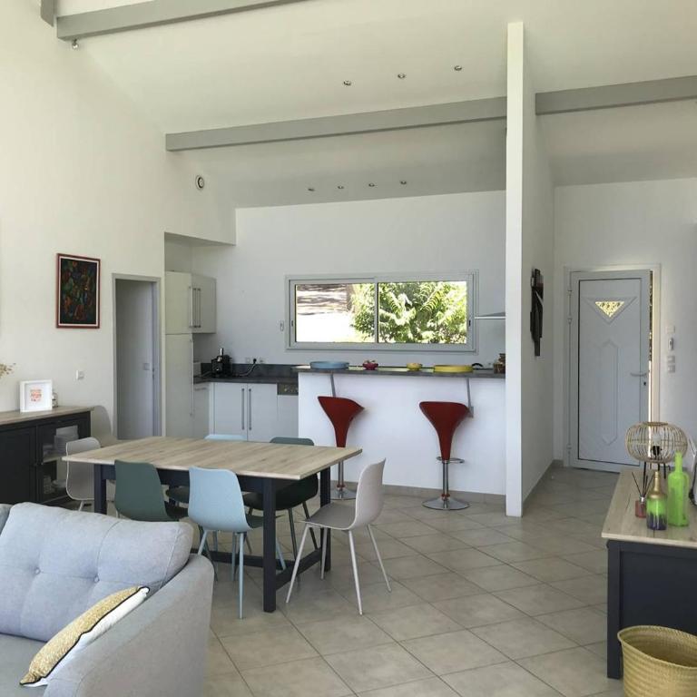 Villa avec piscine privée et wifi - 8 pers. - FR-1-878-1 - Villa - 7