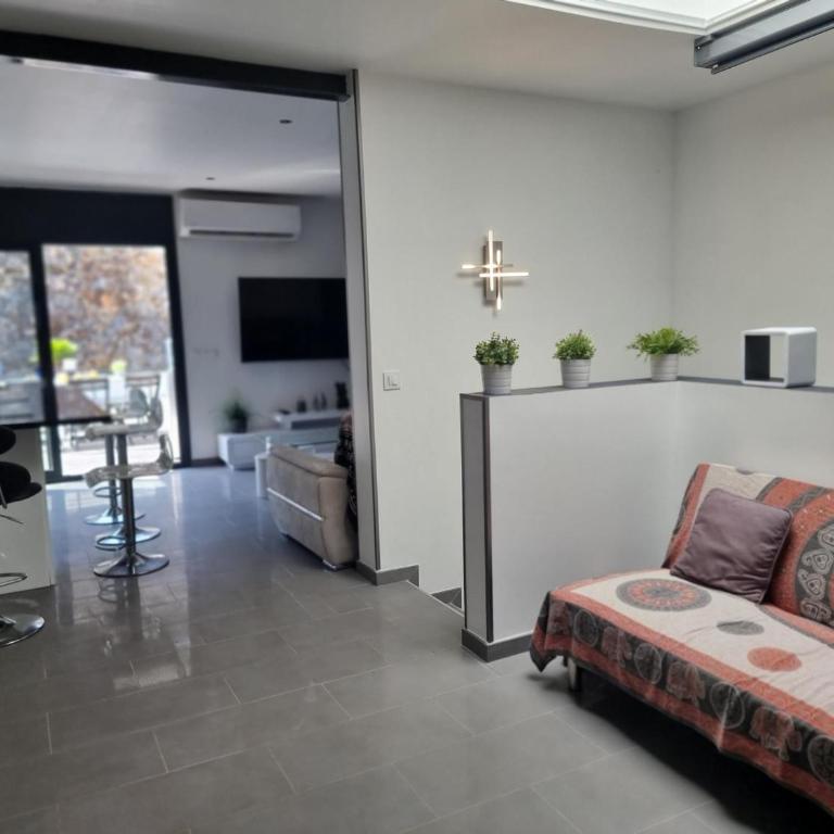 Casa espaciosa a 600m de las playas de Empúries con terraza privada - HISP-236-167 - Vacation Home - 7