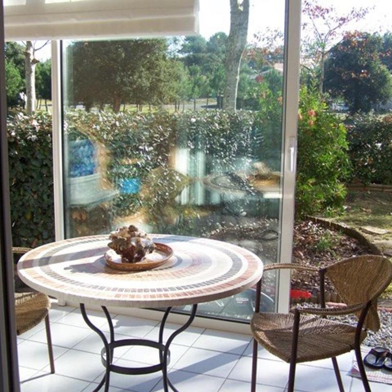 Appartement avec parking, animaux admis - 4 pers. - FR-1-878-21 - Appartement - 1