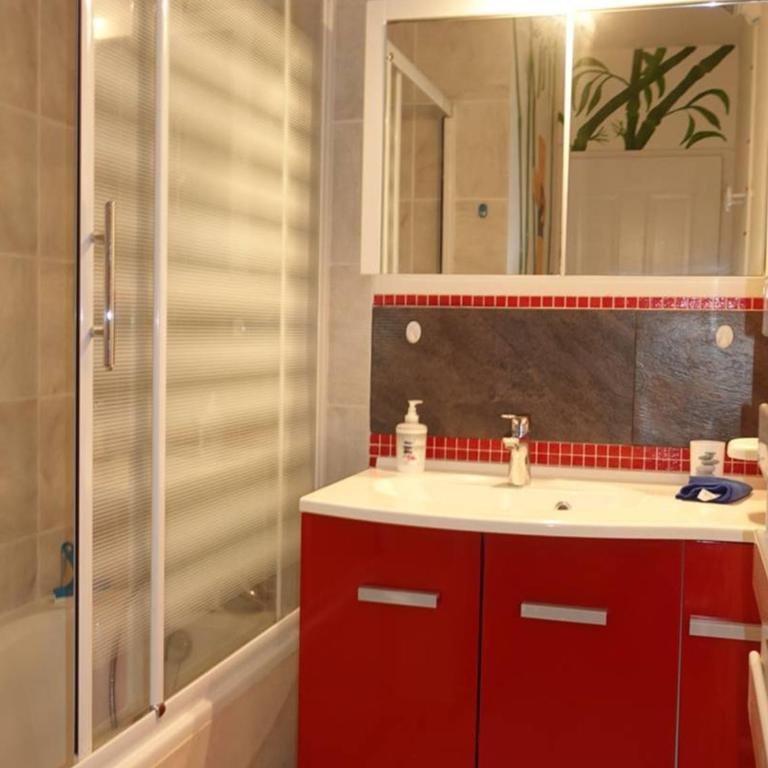 Appartement avec parking - 4 pers. - FR-1-878-23 - Appartement - 6