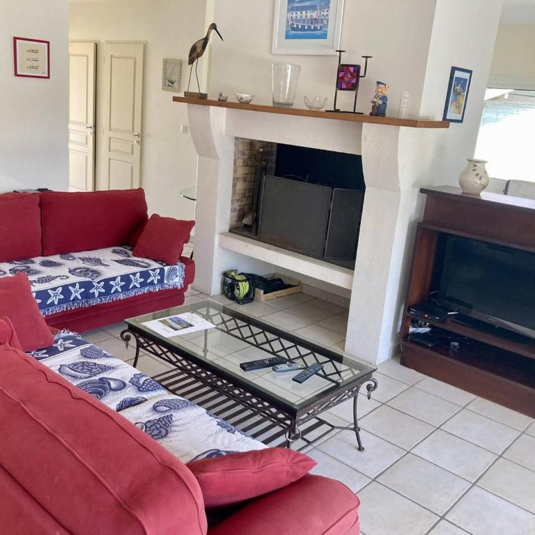 Villa familiale avec piscine chauffée - 6 pers. - FR-1-878-14 - Villa - 4