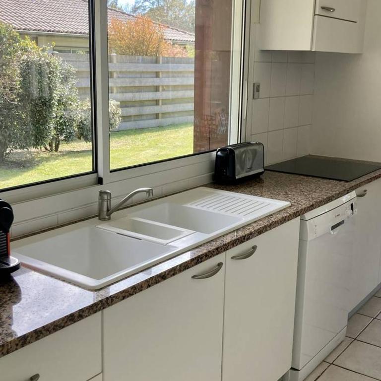 Villa familiale avec piscine chauffée - 6 pers. - FR-1-878-14 - Villa - 5