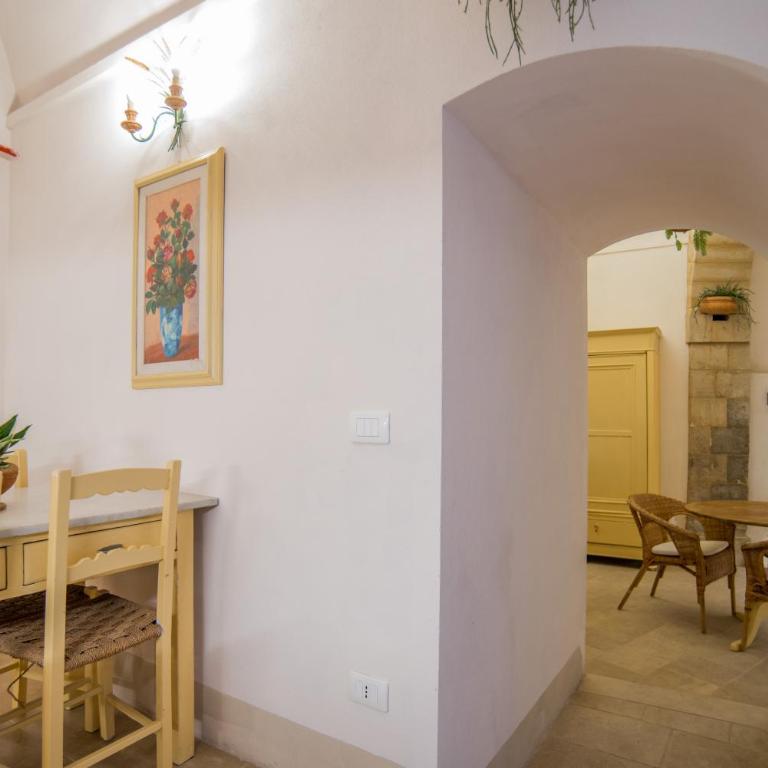 Palazzo Degli Olivi - Appartamento su 2 Livelli - 9