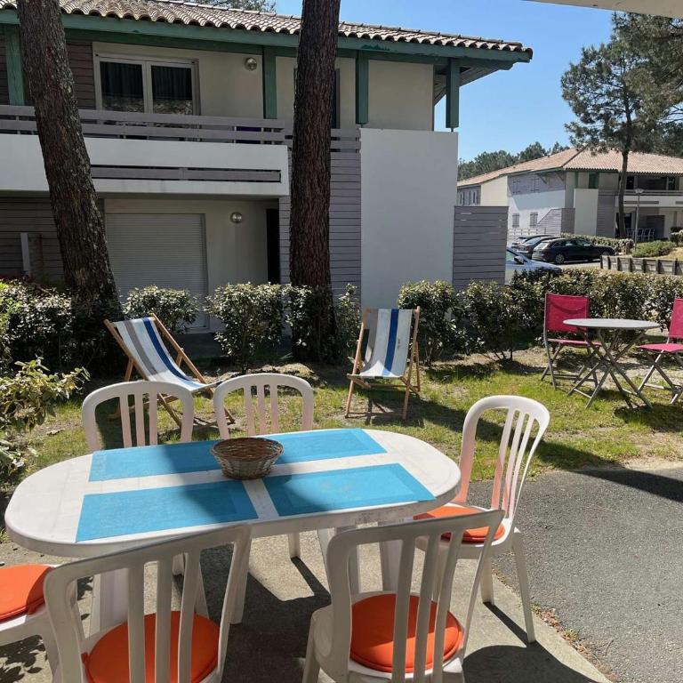 Appartement charmant, piscine incluse - 6 pers. - FR-1-878-55 - Apartment - 3