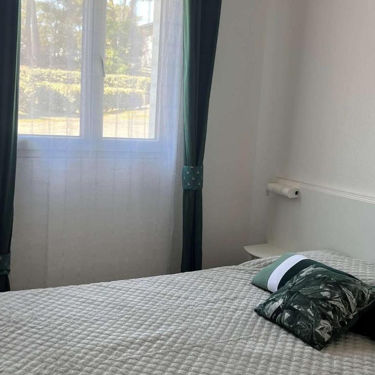 Appartement charmant, piscine incluse - 6 pers. - FR-1-878-55 - Apartment - 9