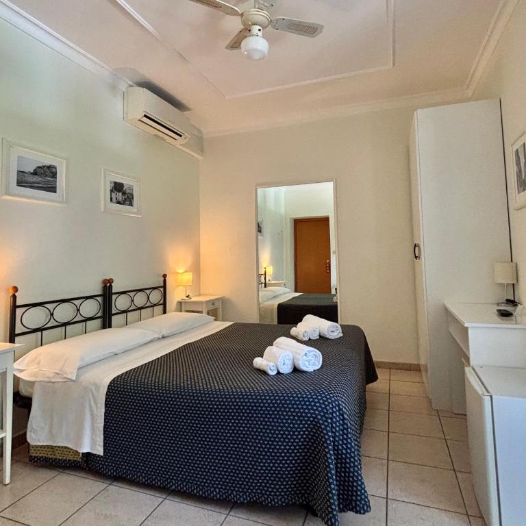 Hotel "Il Parco" B&B Sirolo - Camera Standard Matrimoniale/Doppia con Letti Singoli - 9