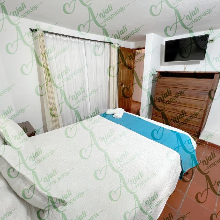 anyalihost - Double Room with Private Bathroom - 7
