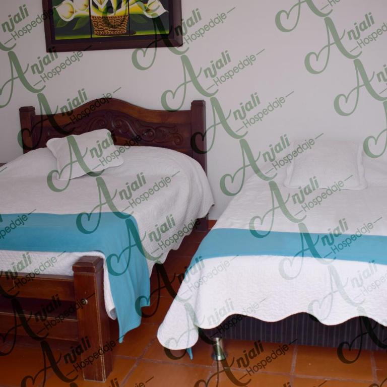 anyalihost - Triple Room with Shower - 9