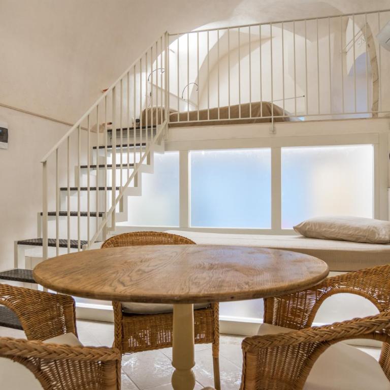 Palazzo Degli Olivi - Appartamento su 2 Livelli - 1