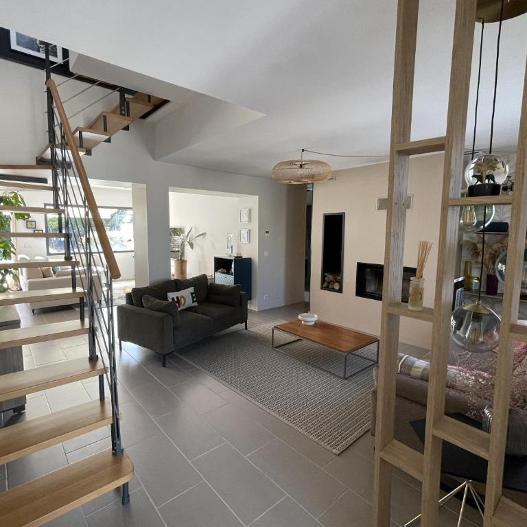 Villa plein sud, piscine & pétanque pour 7 personnes - Villa con 3 Camere da Letto - 8