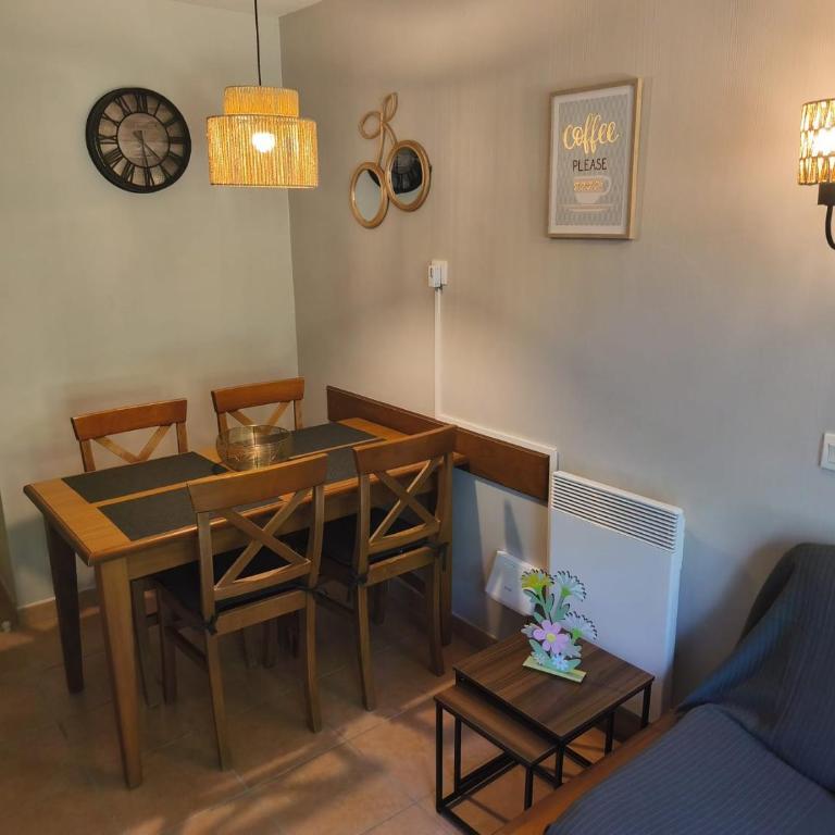 Le Cocon du lac, Duplex 5 pers, Piscine avec Jacuzzi, lac et pêche - Apartment with Garden View - 7