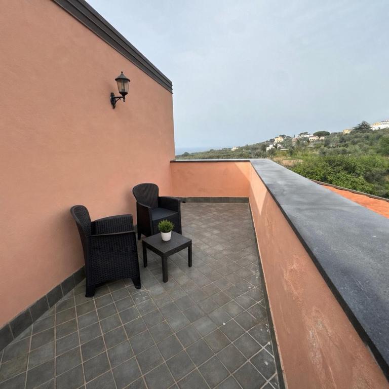 Villa Rosmary - One-Bedroom Apartment with View - 14