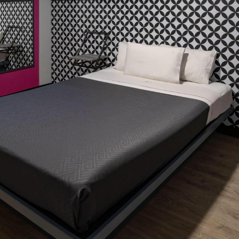 Hotel MX forum buenavista CDMX, Trademark by Wyndham - Standard Queen Room - Non-Smoking - 3
