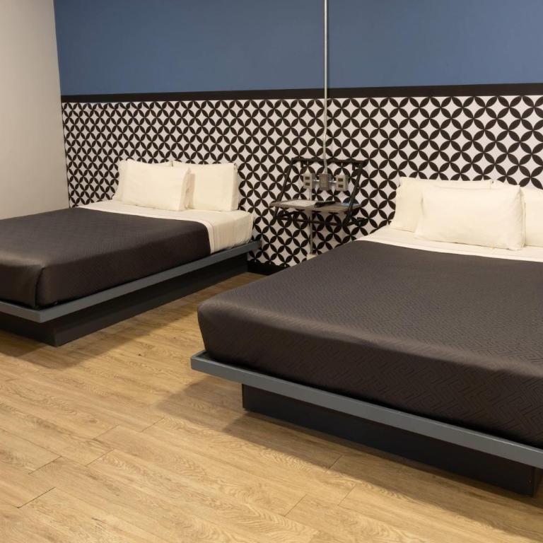 Hotel MX forum buenavista CDMX, Trademark by Wyndham - Standard Queen Room with Two Queen Beds - Non-Smoking - 10