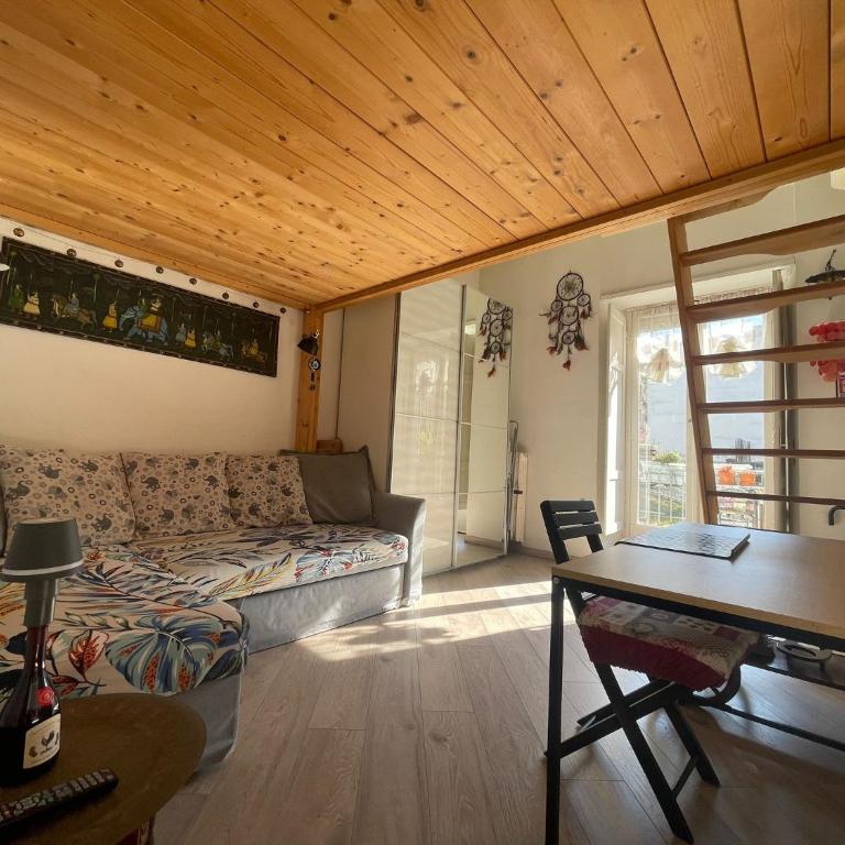 The Bright Loft Torino - Two-Bedroom Apartment - 19