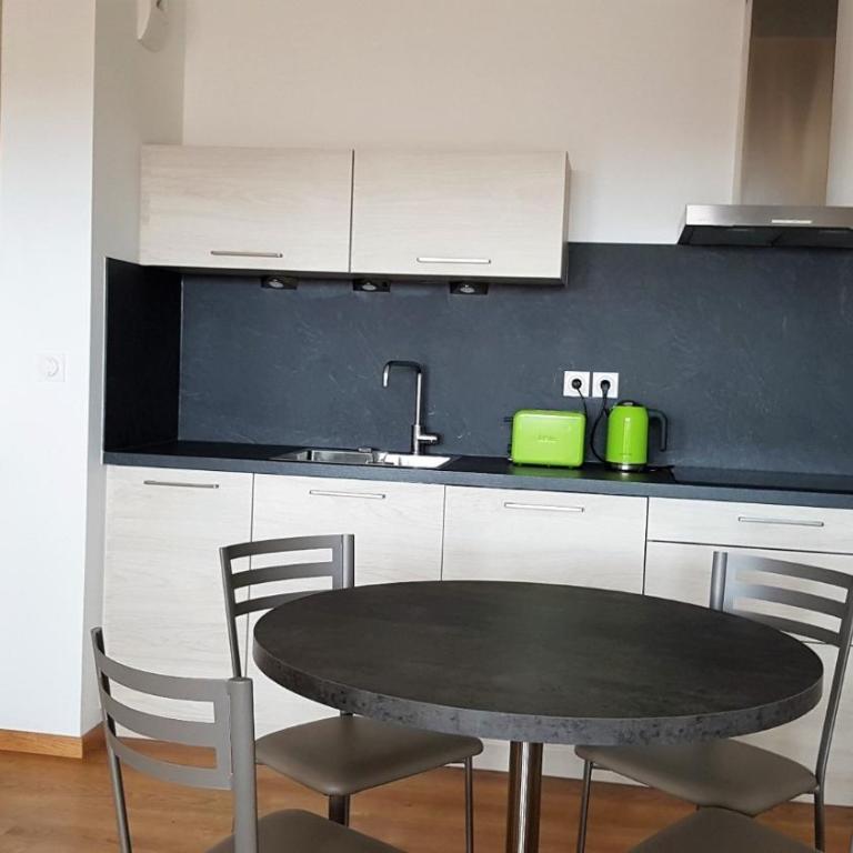 Appartement 2 chambres et parking - Appartamento Deluxe con 2 Camere da Letto e Balcone - 4