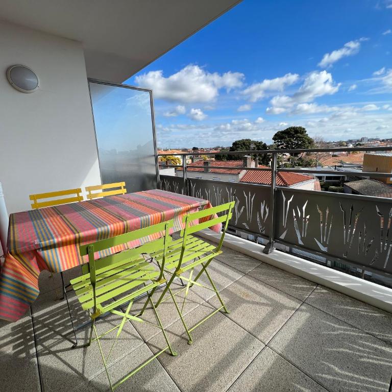 Appartement 2 chambres et parking - Appartamento Deluxe con 2 Camere da Letto e Balcone - 1