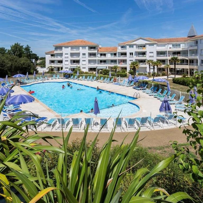 Appartement résidence avec piscine - Deluxe Apartment mit Balkon und 2 Schlafzimmern - 19