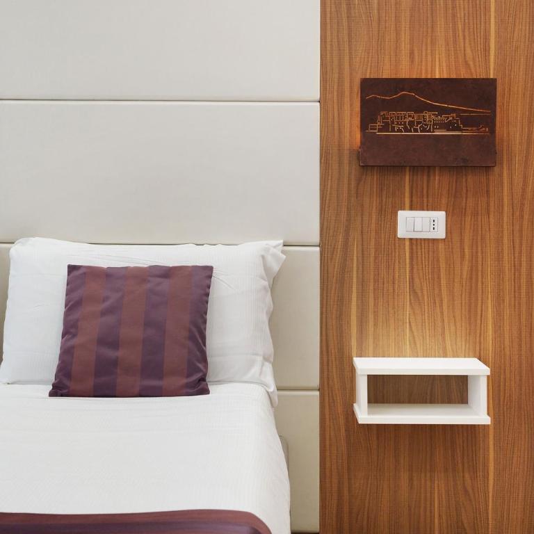 Duomo Deluxe Apartments and Rooms - Camera Queen Standard - 5