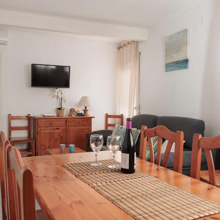 Lets Holidays DUPLEX APARTMENT TOSSA Near Beach - Apartamento - 9