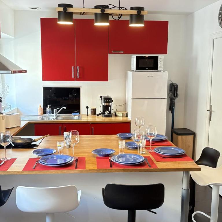 Appartement 100m2 - T4 Cinéma Privé Parking Saint-Leu - Appartamento con 3 Camere da Letto - 4