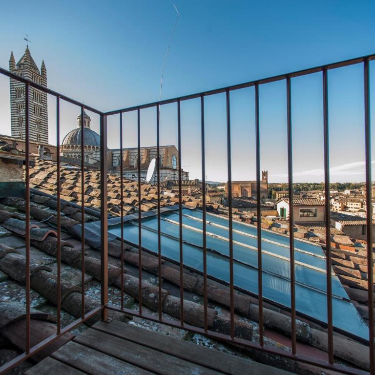 GuestHost - Exclusive Duomo View Apartment - Two-Bedroom Apartment - 1