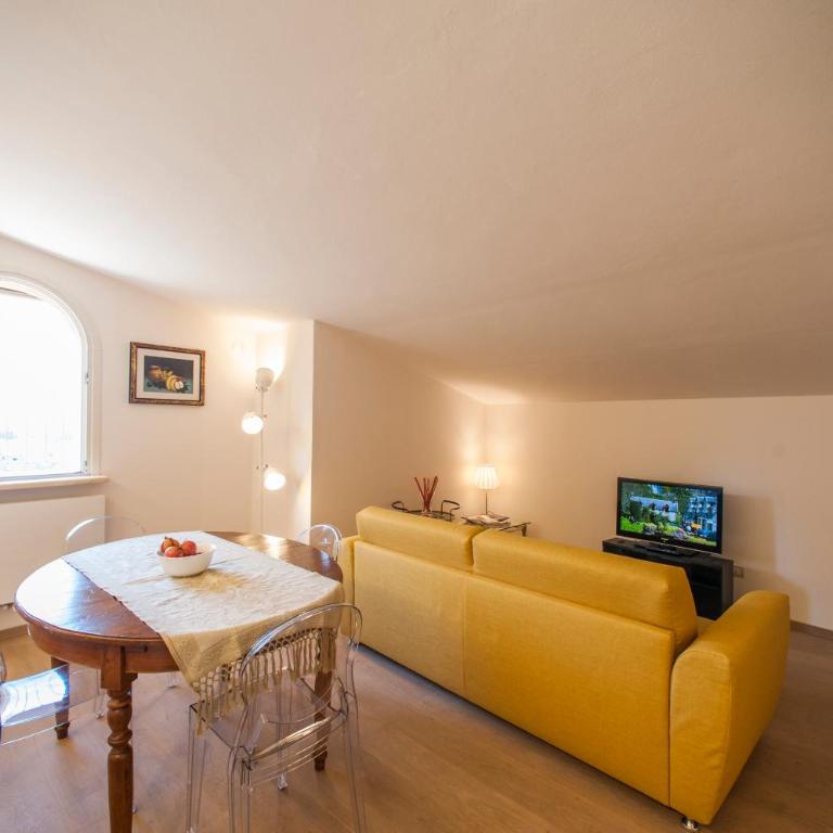 GuestHost - Exclusive Duomo View Apartment - Two-Bedroom Apartment - 3