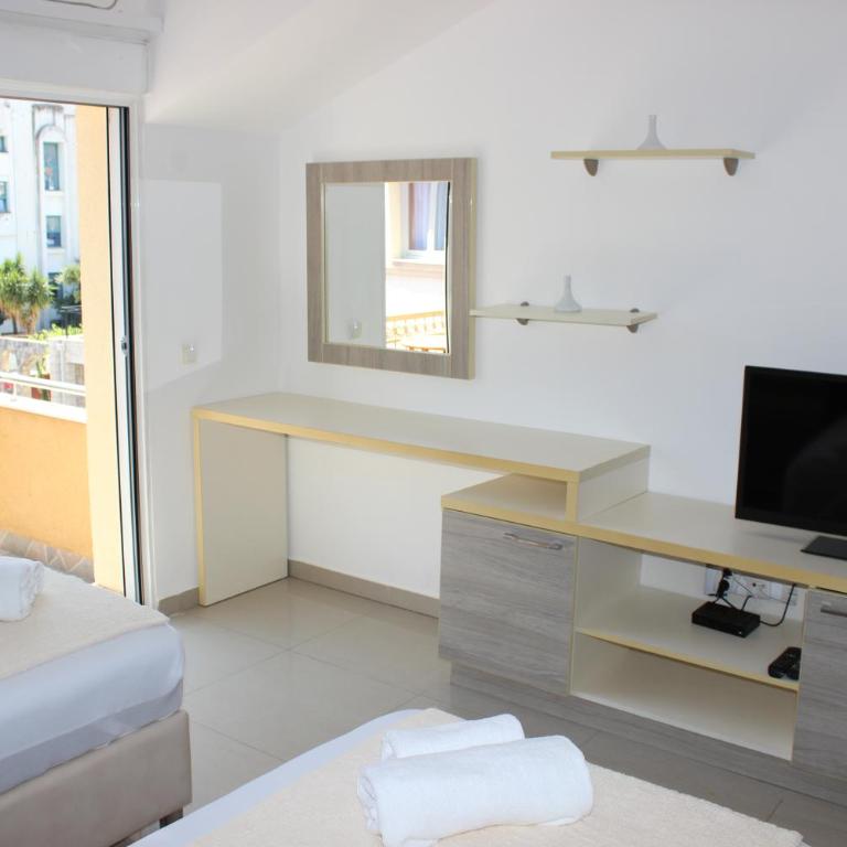 Vila Velžon - Luxury Triple Room - 9