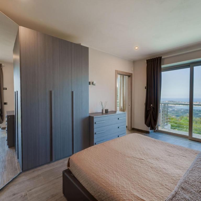 Luxury Liam Villa with Pool and Sea View - Goelba - Villa - 22