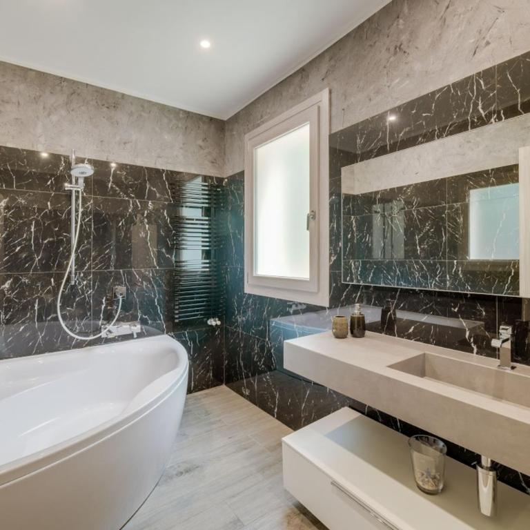 Luxury Liam Villa with Pool and Sea View - Goelba - Villa - 26