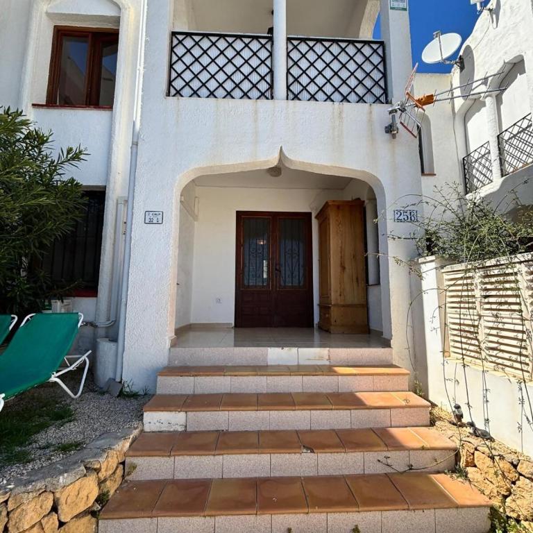 Apartamento con jardín, piscina y parking - Apartamento de 2 dormitorios - 32