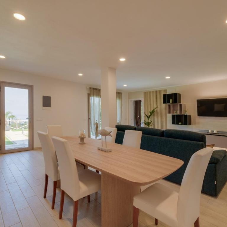 Luxury Liam Villa with Pool and Sea View - Goelba - Villa - 36