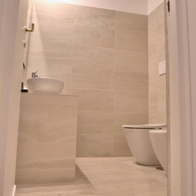 Helmirage suite Trevi - Camera Matrimoniale/Doppia con Letti Singoli con Bagno Privato Esterno - 6