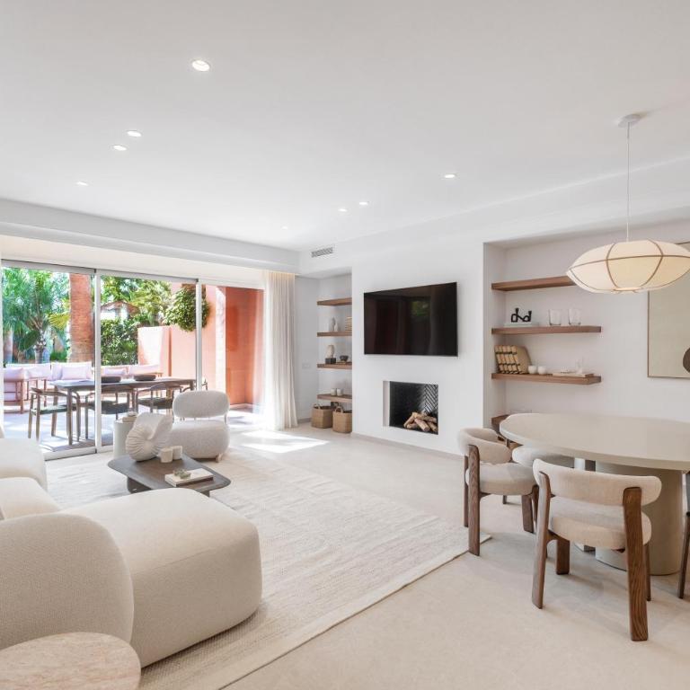 Luxury 4-Bedroom Villa Puente Romano Golden Mile - Villa - 18